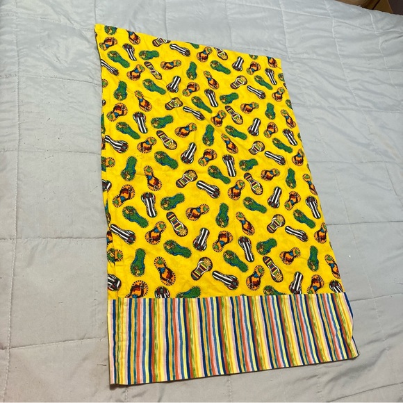 FLIP FLOP Rainbow Pillow Case Beach Theme Bright Colorful Stripes Standard Size - Picture 6 of 13